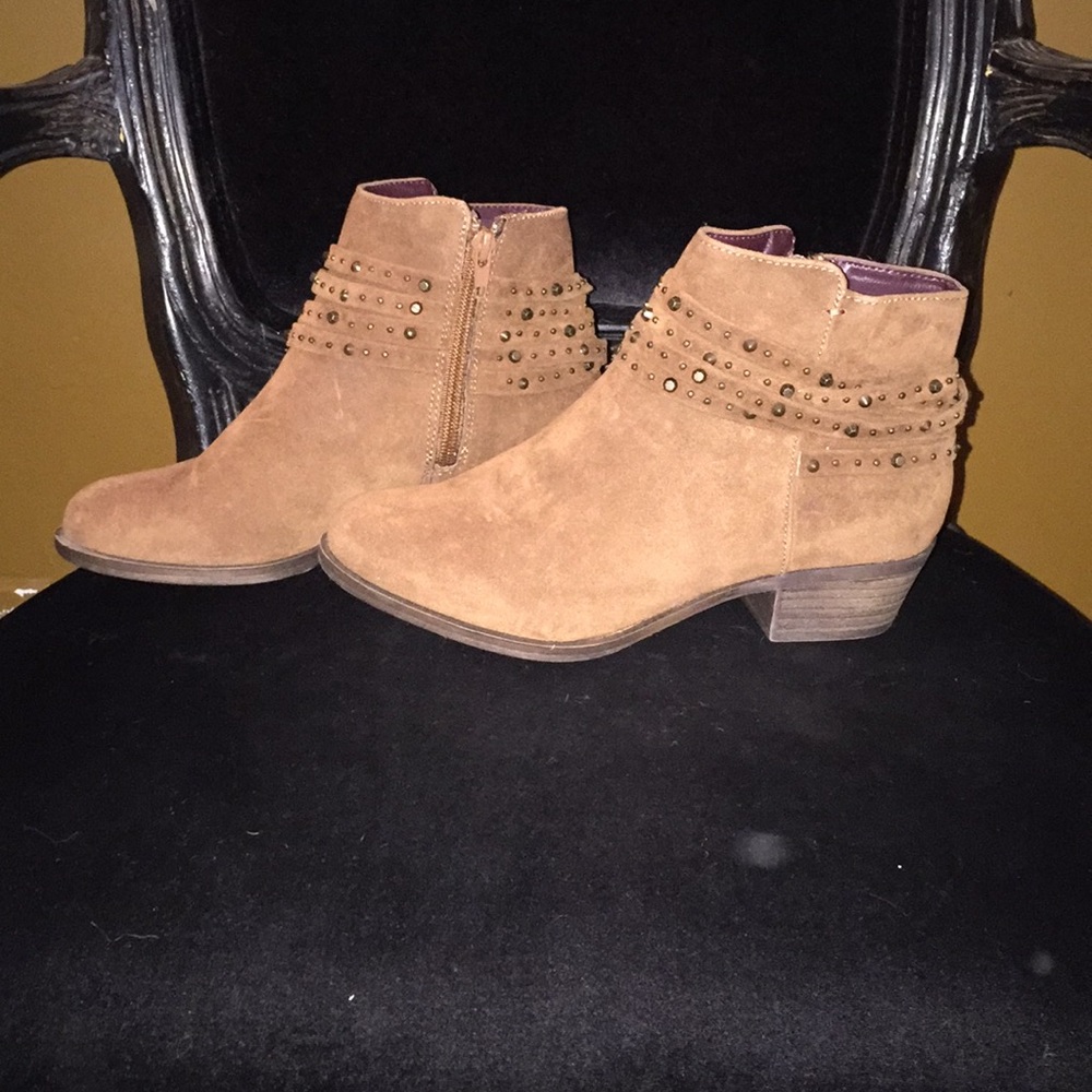 Women’s Kenzie Brown Suede Ankle Boots SZ6